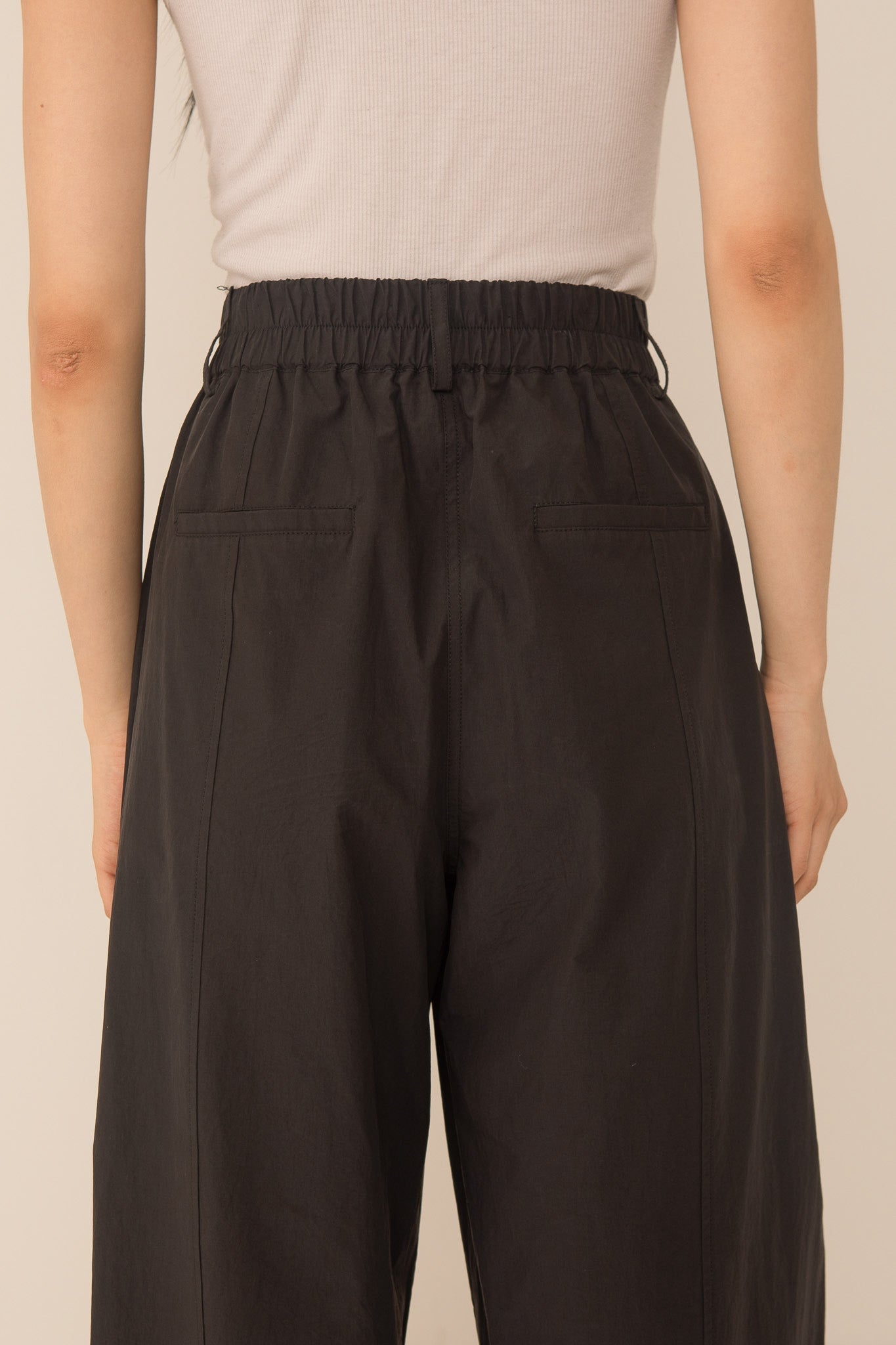 Thea Barrel Leg Trouser - Black