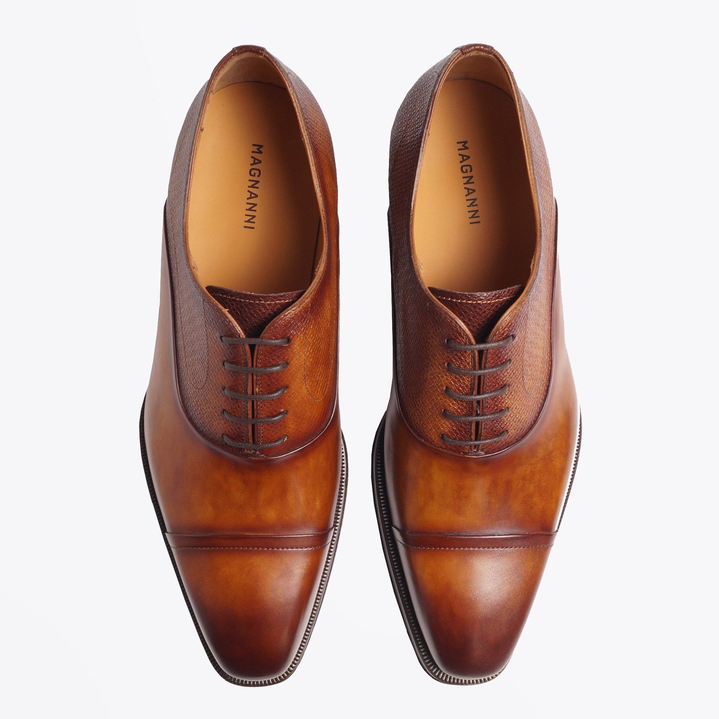 - Wind Textured Lace-Up Shoes - Tan