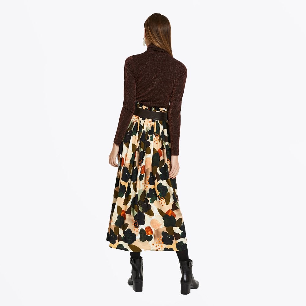 - Pleated Long Skirt - Red