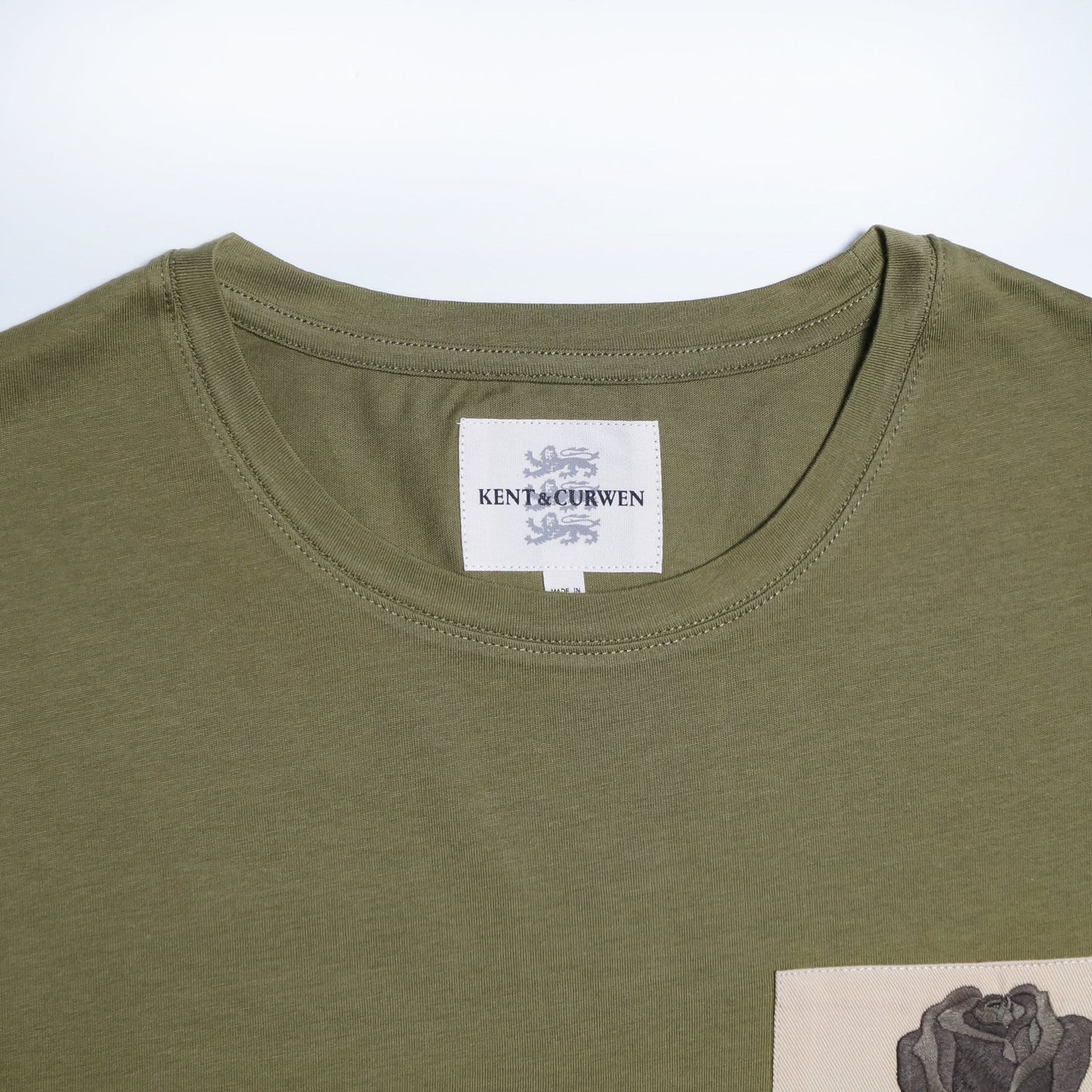 - Embroidered Rose Patch T-Shirt - Green