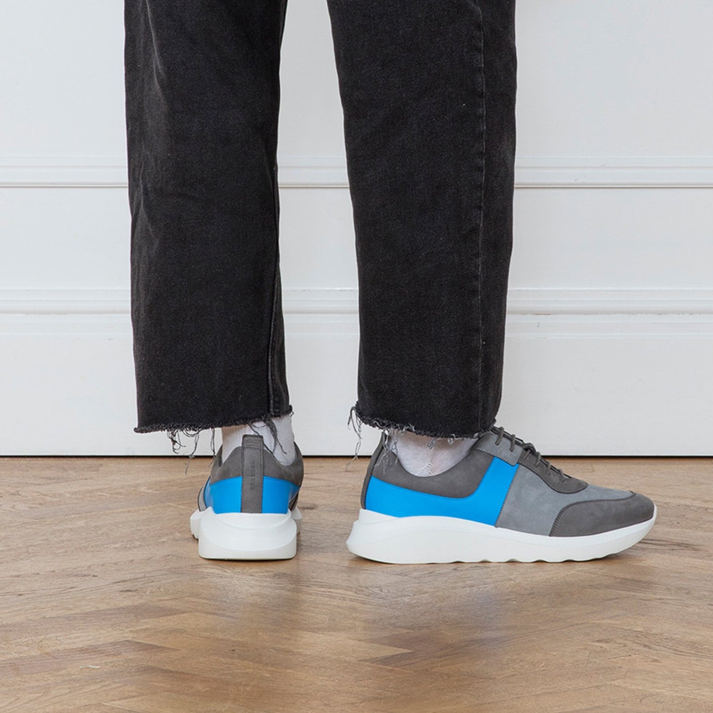 - Sneaker 20 - Suede Sneakers - Grey/Blue