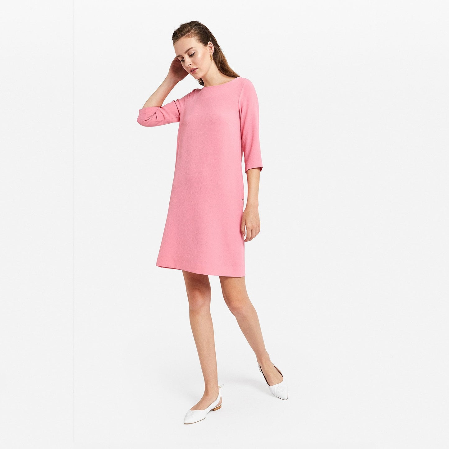 - Mini Dress With 3/4 Length Sleeves - Pink