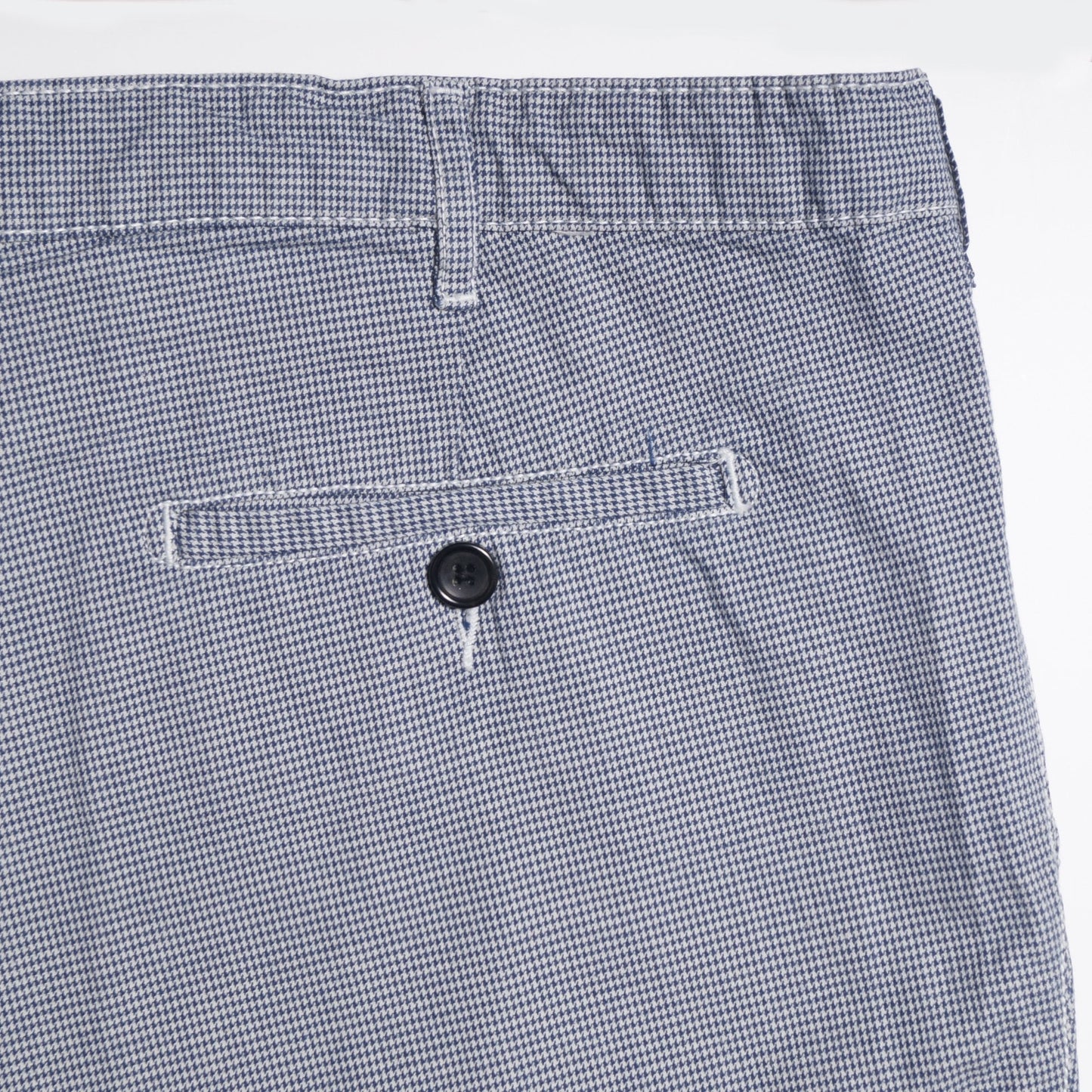 - Cotton Houndstooth Shorts - Light Blue