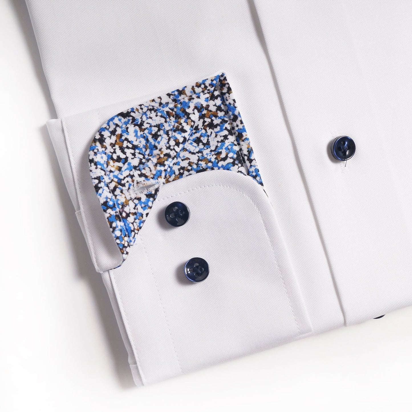 - Abstract Trim Insert Shirt - White