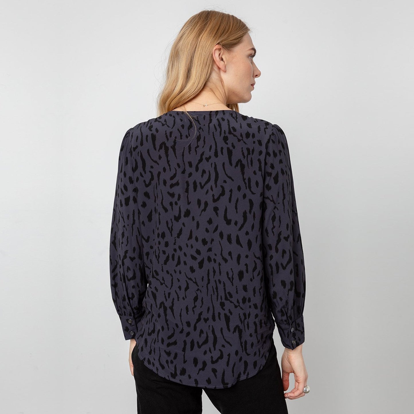 Hillary - Cheetah Print Top - Charcoal Grey