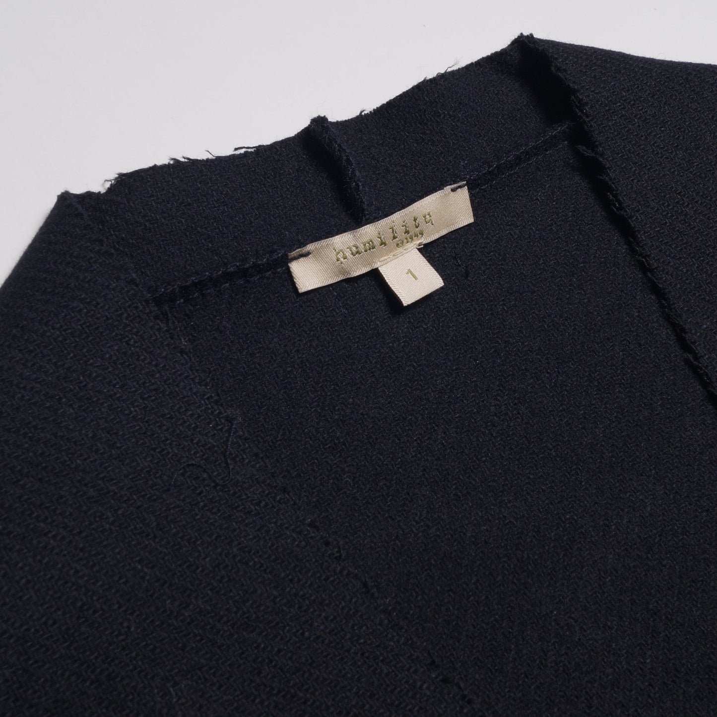 - Raw Edge Knitted Pullover - Navy