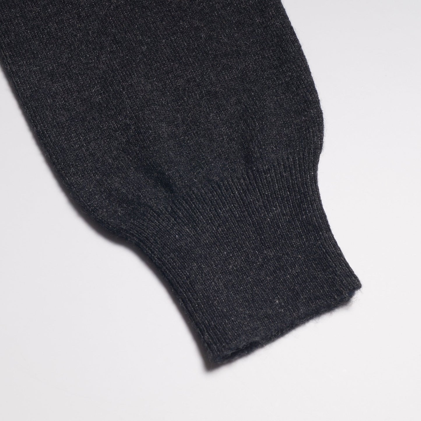- Cashmere Crew Neck Knit Sweater - Grey