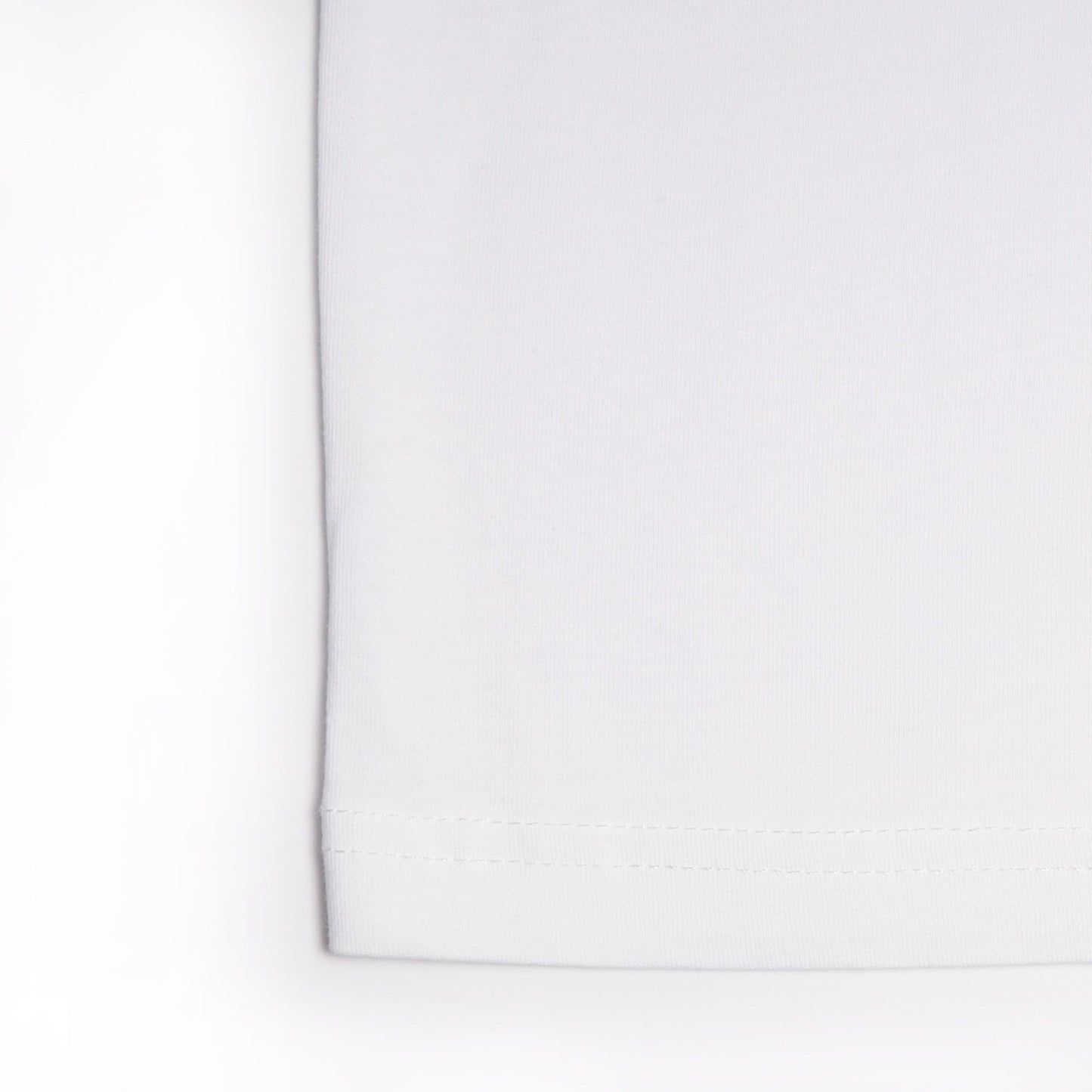 Lightning Bolt Motif T-Shirt - White