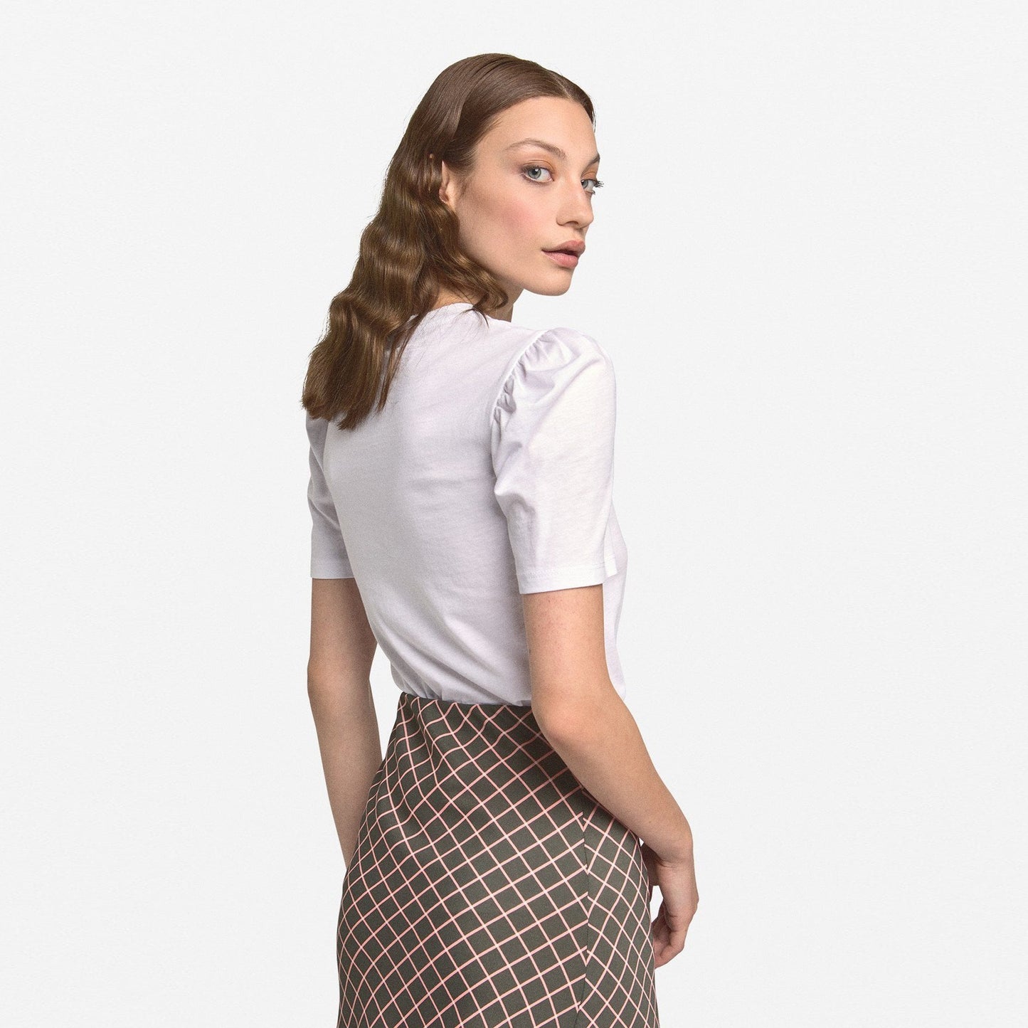 - Classic Puff-Sleeve T-Shirt - White