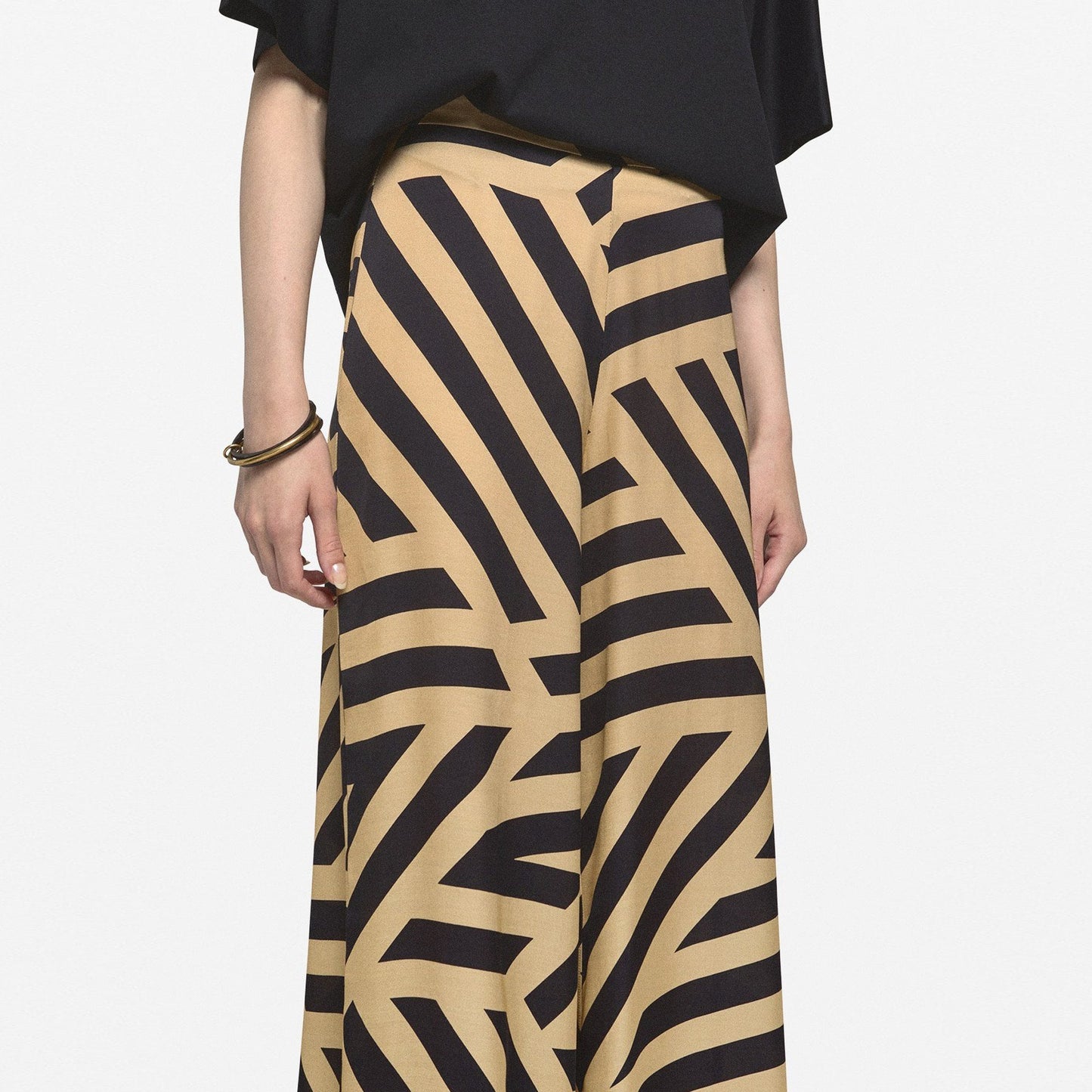 - Chevron Wide-Leg Trousers - Black