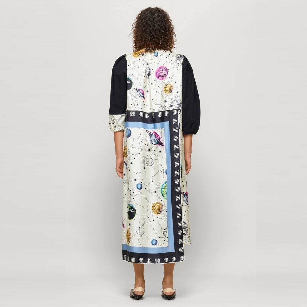 - Ajani Dress - Cream Cosmo