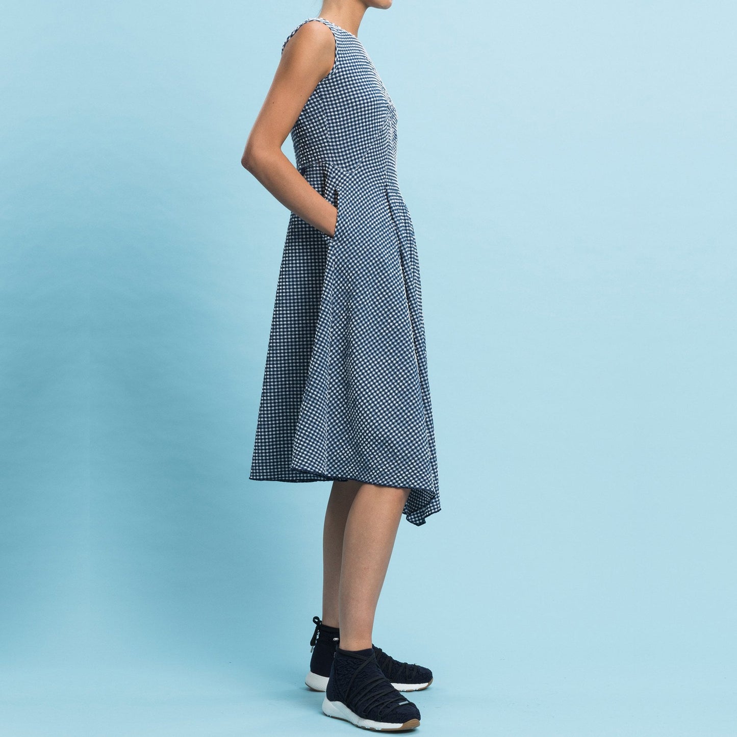 Verity - Technical Checked Seersucker Dress - Navy