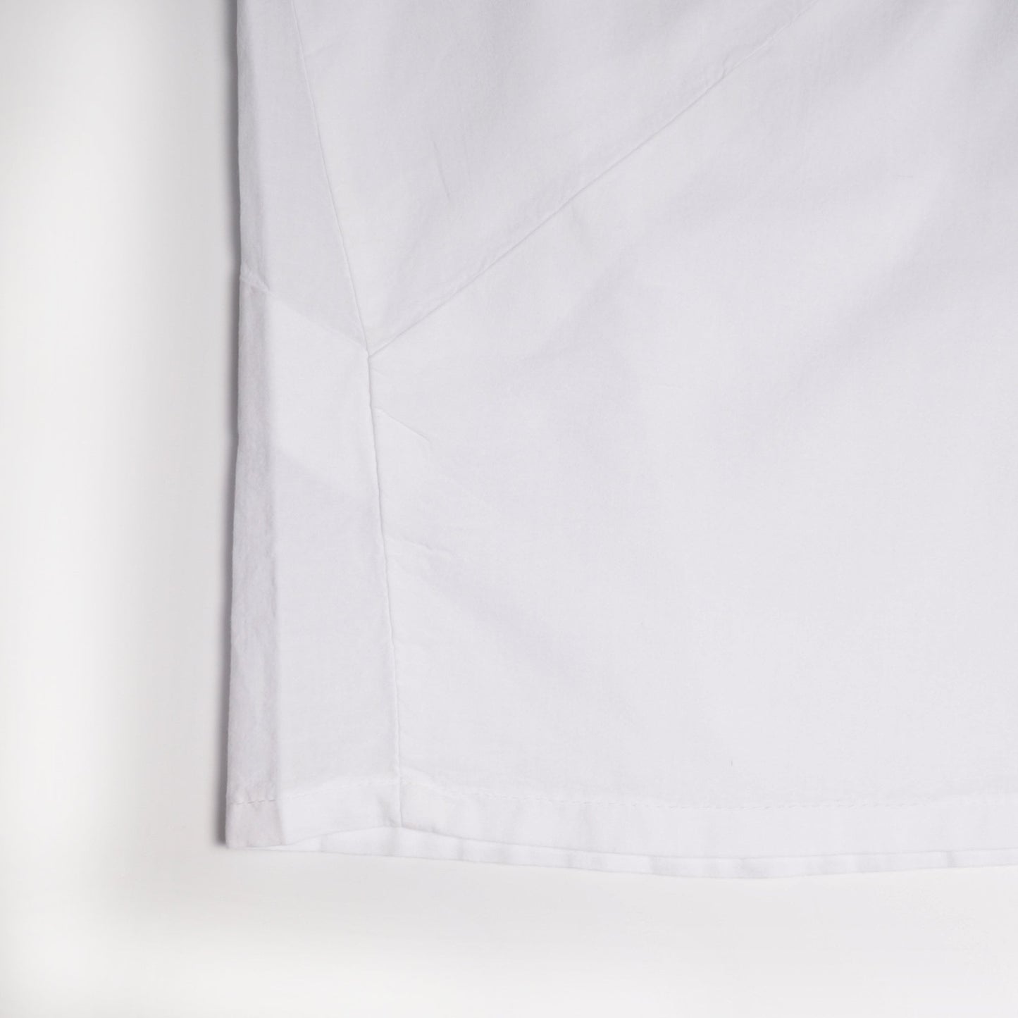 - Cyriane - Button-Down Swing Shirt - White