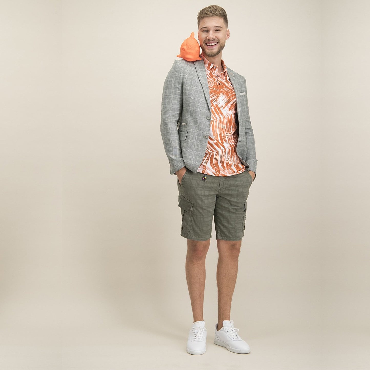 - Bermuda Cargo Jacquard Shorts - Green