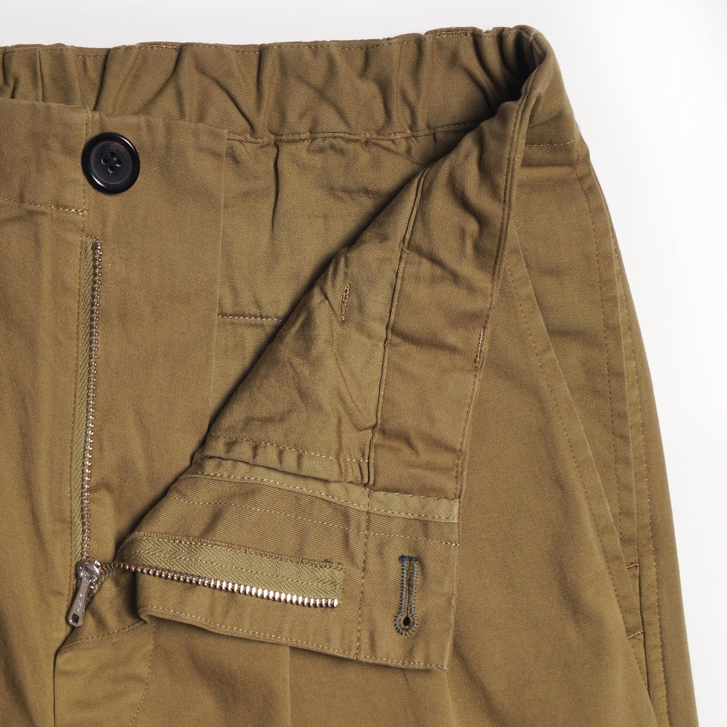 - Double-Pocket Chinos - Green