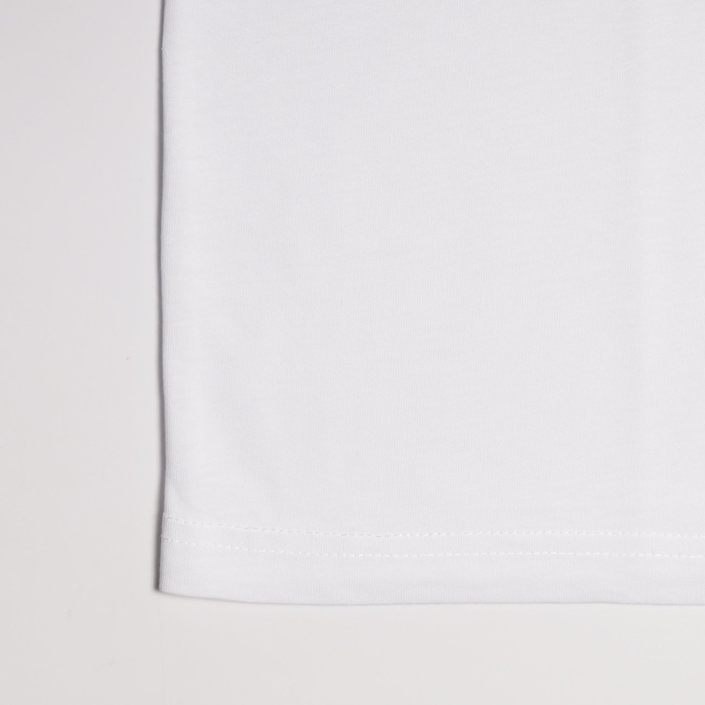 - Slim-Fit 'Skateboard' Print T-Shirt - White