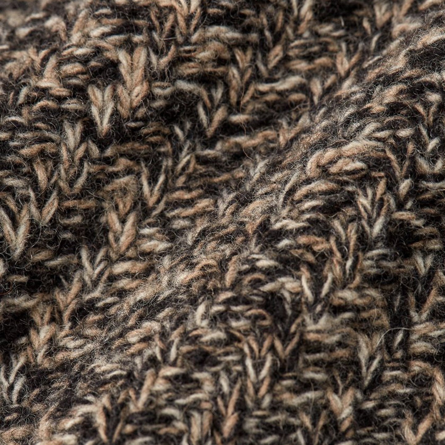 - Blenheim - Wool Knitted Jumper - Black/Beige