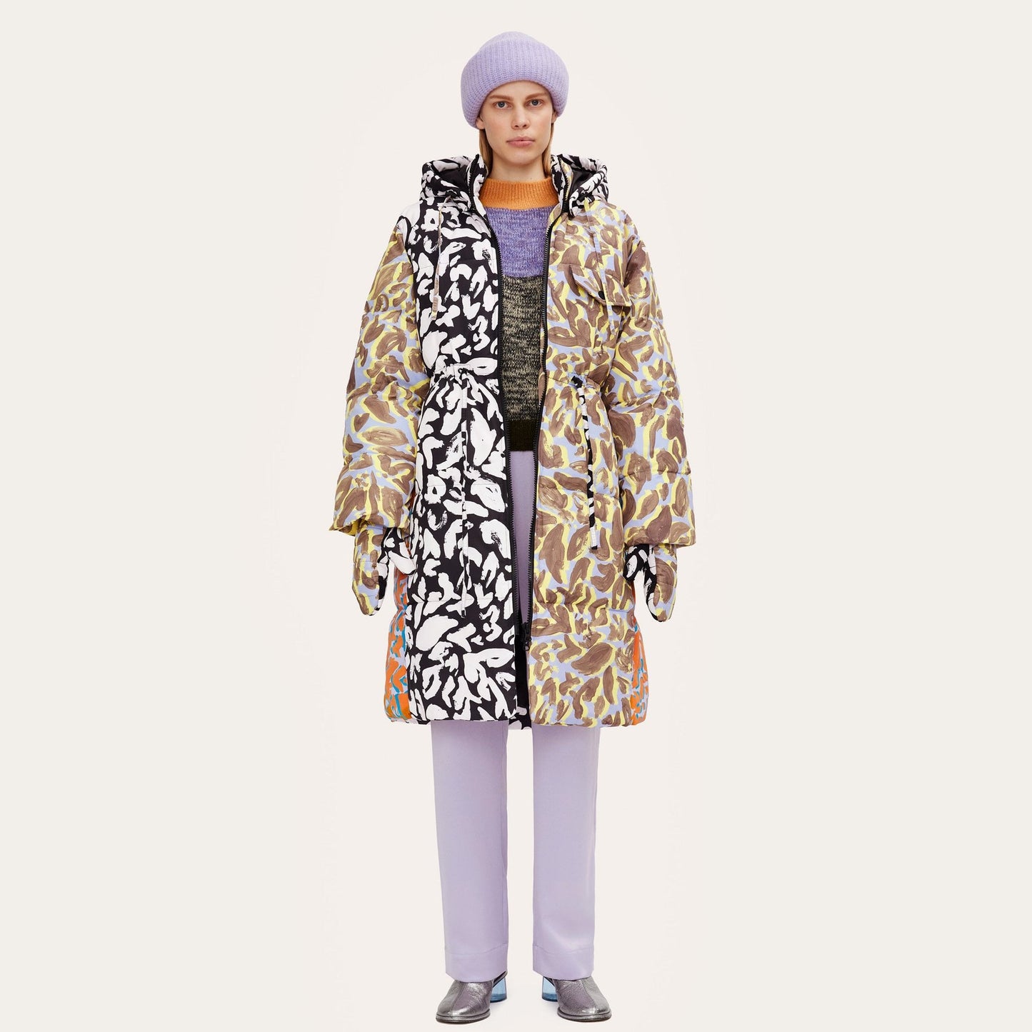 - Oak - Abstract Leaf Padded Coat - Multi