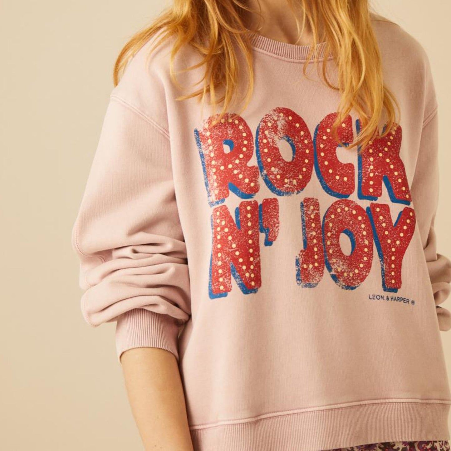 - Sortie Neon Sweatshirt - Petal