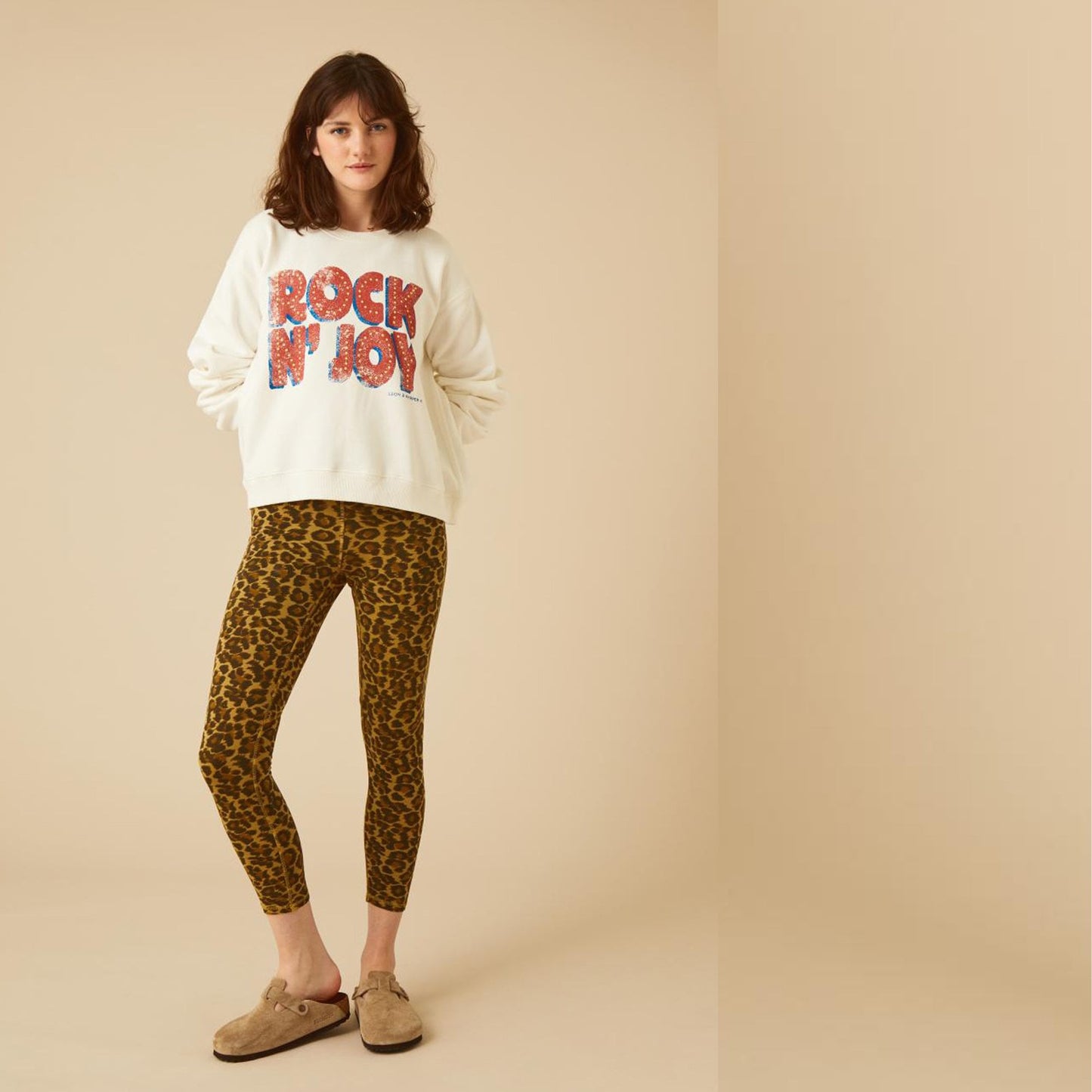 - Sortie Neon Sweatshirt - White