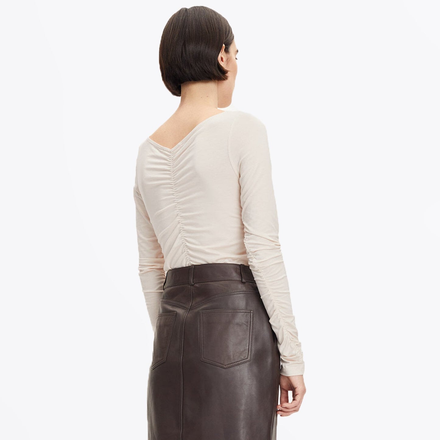 - Ulrika V-Neck Long Sleeve Tee - Whitecap Grey