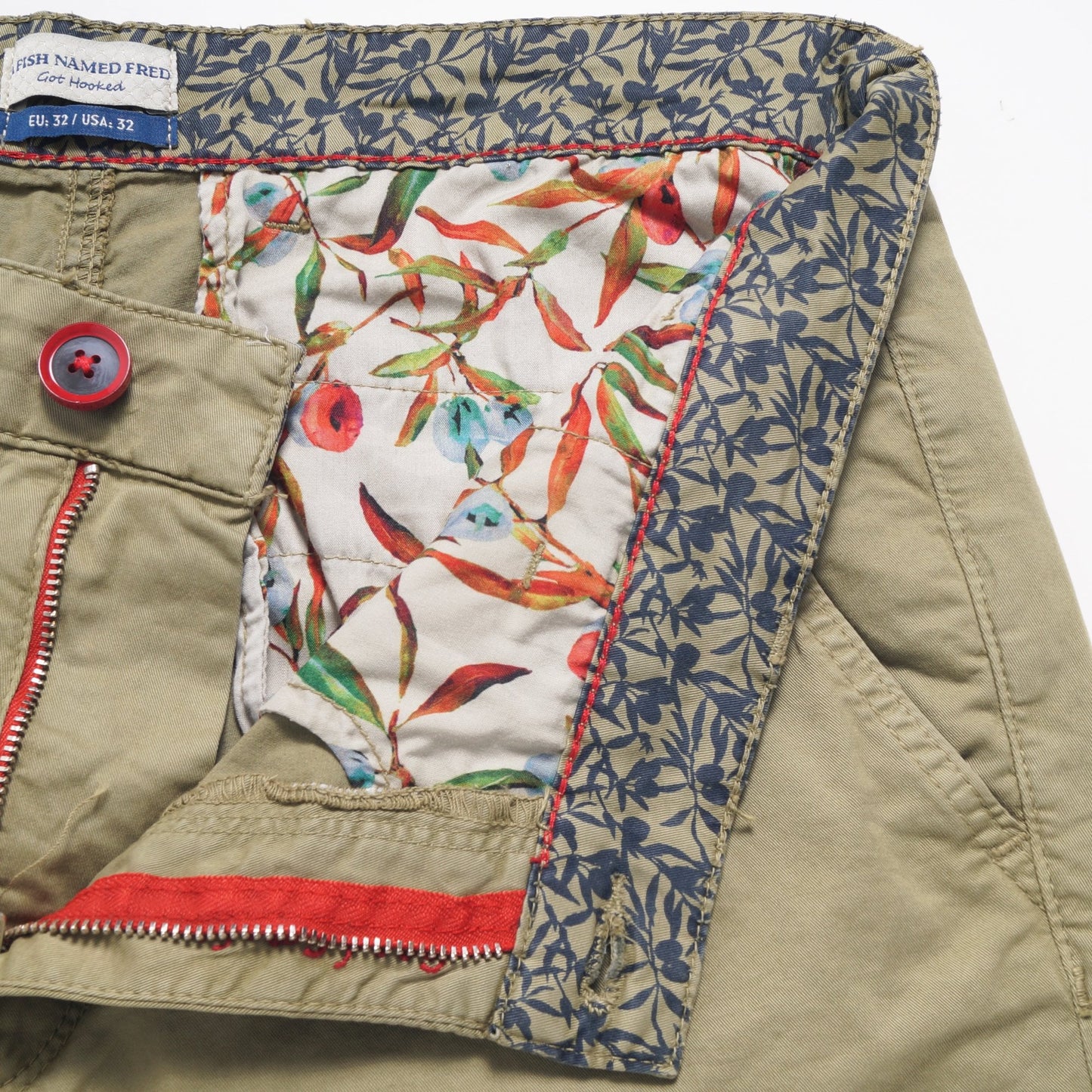 - Peached Twill Bermuda - Green