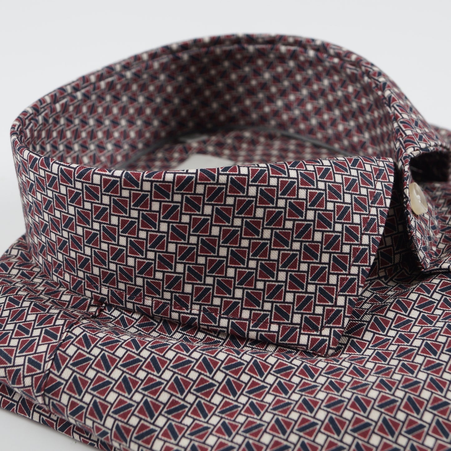 - Modern Kent Pattern Shirt - Dark Red
