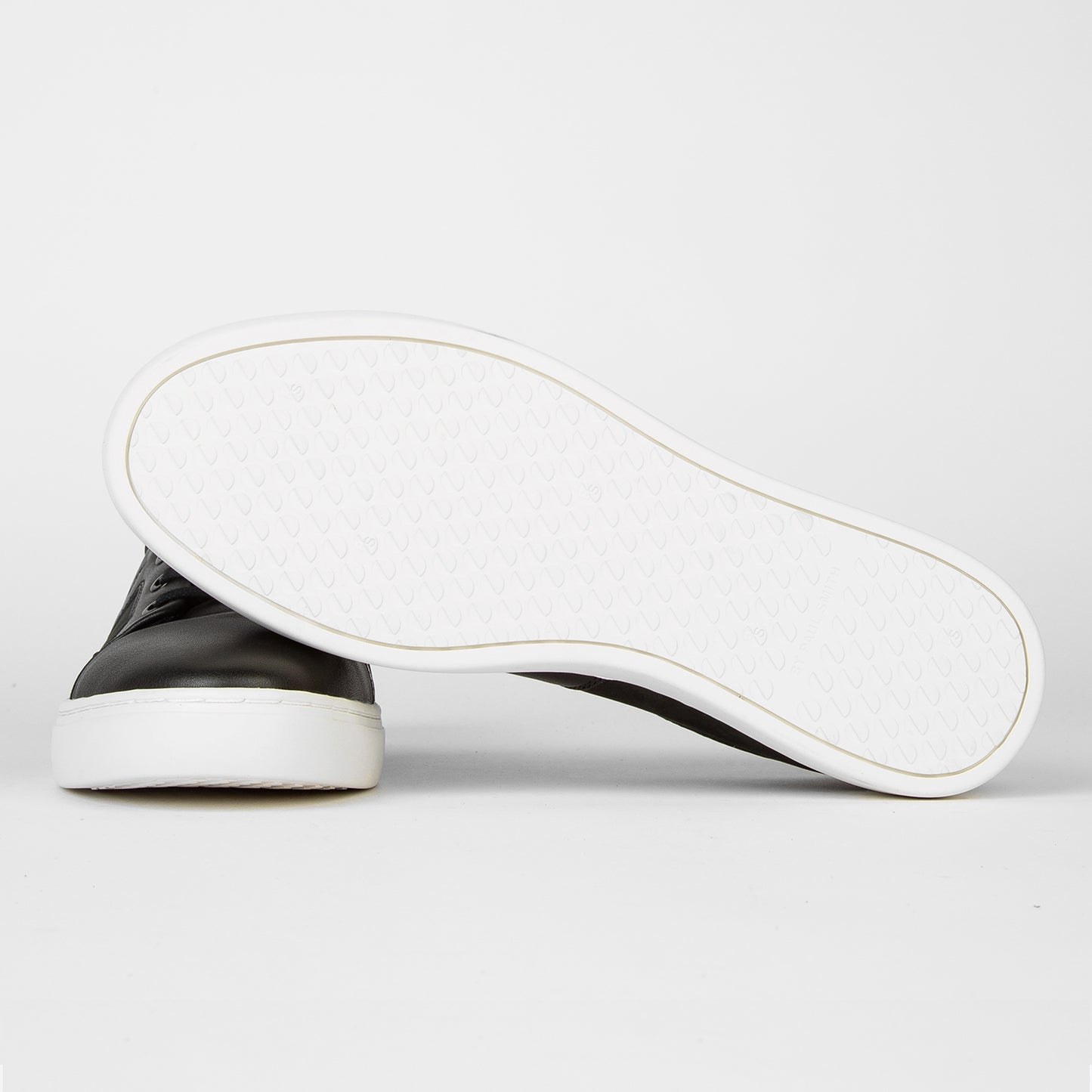Vanda Nubuck Sneakers - Black