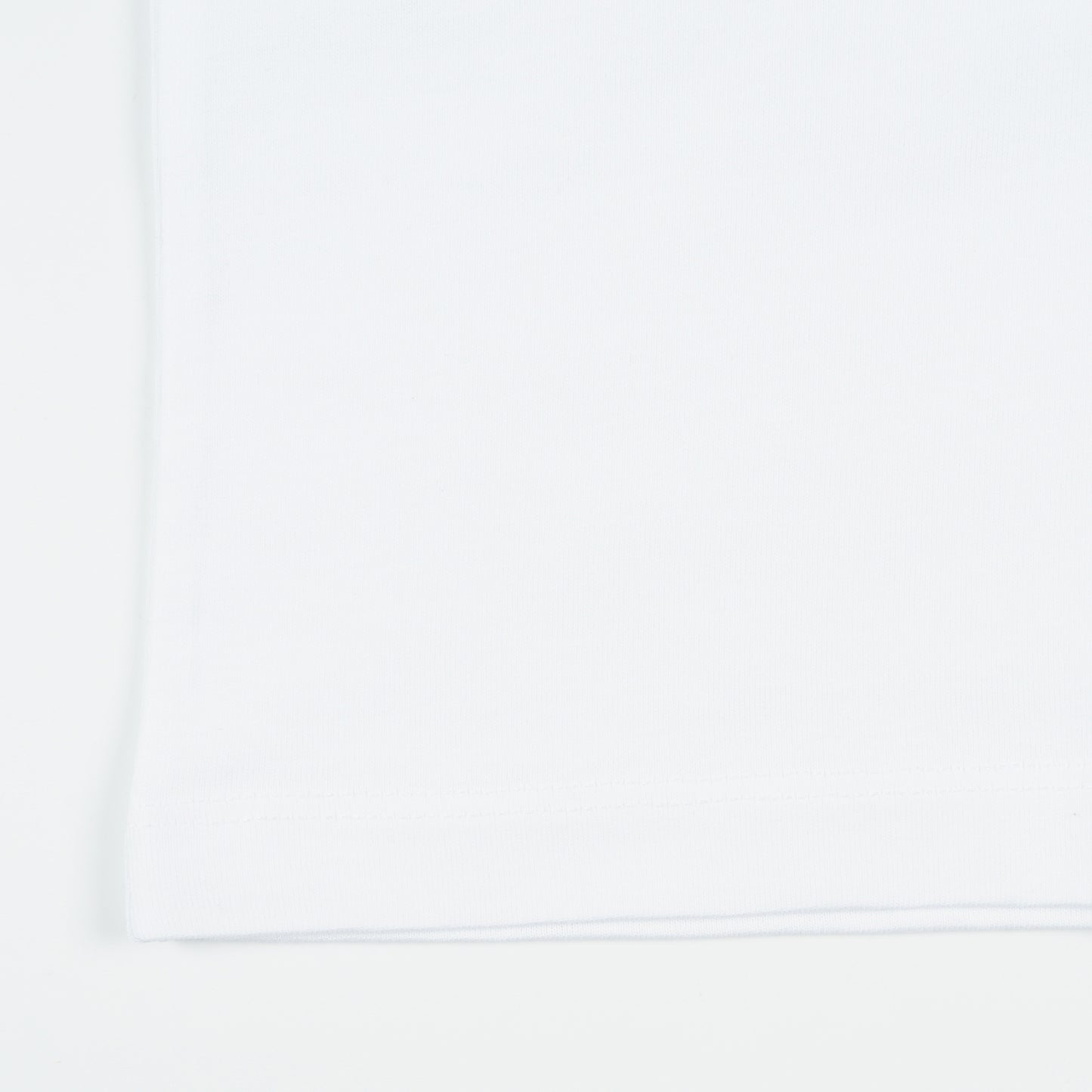 - Camo T-Shirt - White