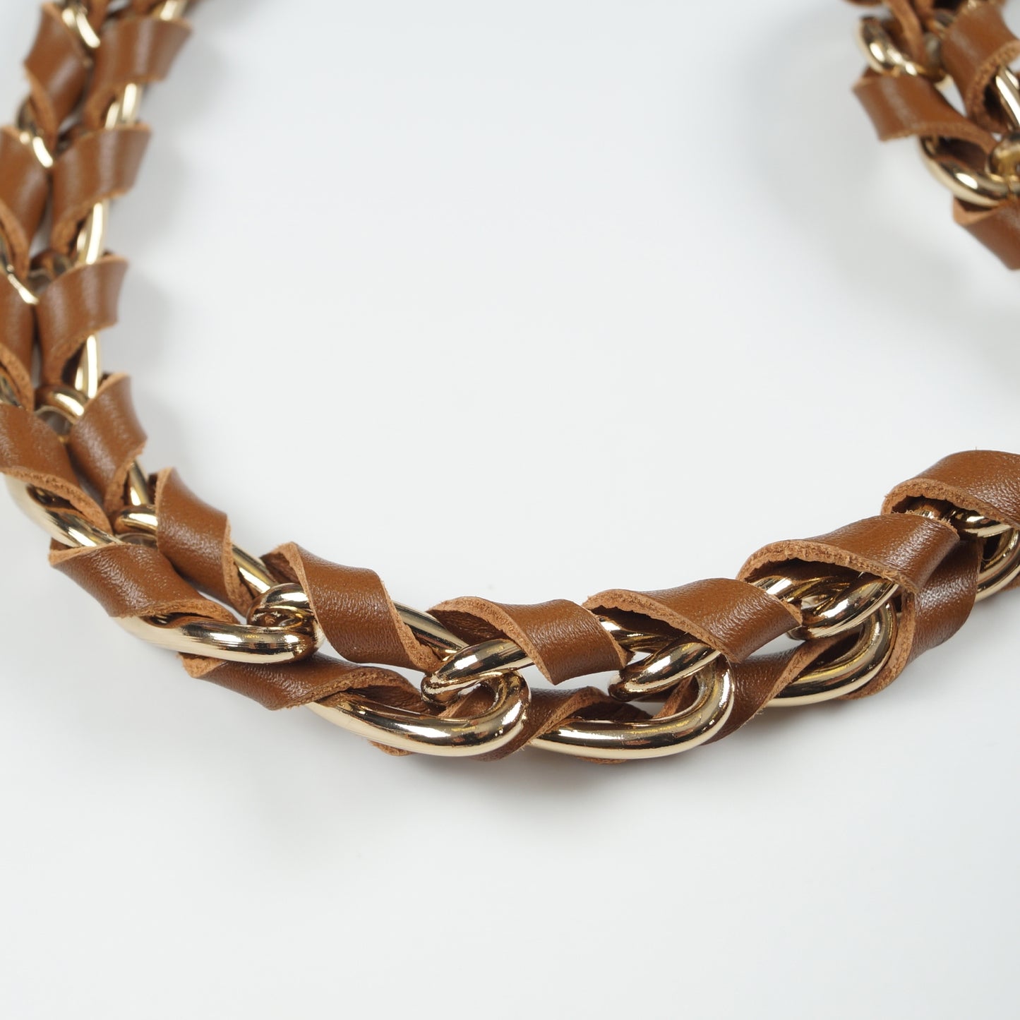 - Half Moon Queen's Day Chain Bag - Brown