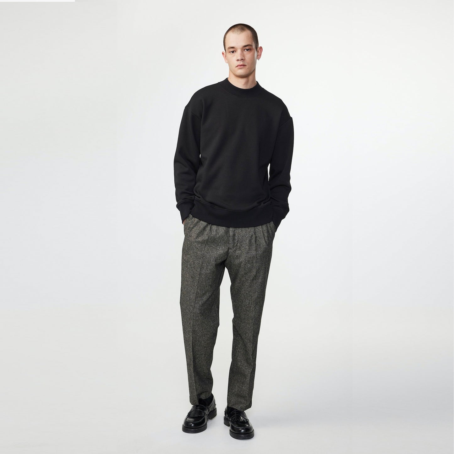 - Briggs Sweatshirt - Black