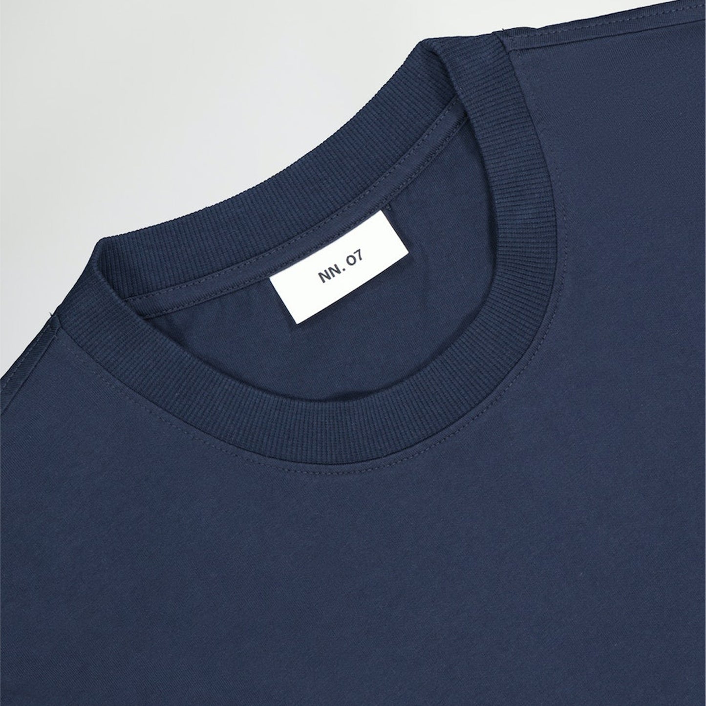 - Adam T-Shirt - Navy