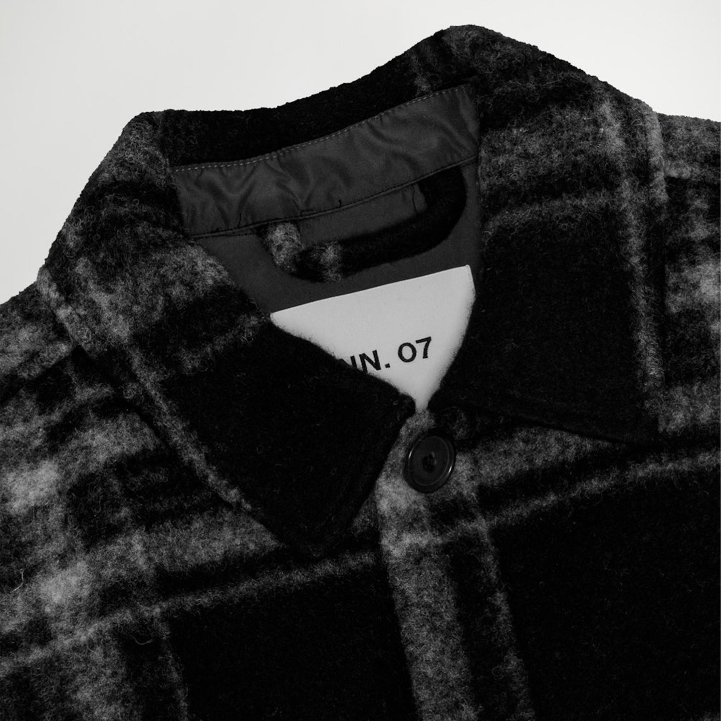 - Wilas Check Overshirt - Black