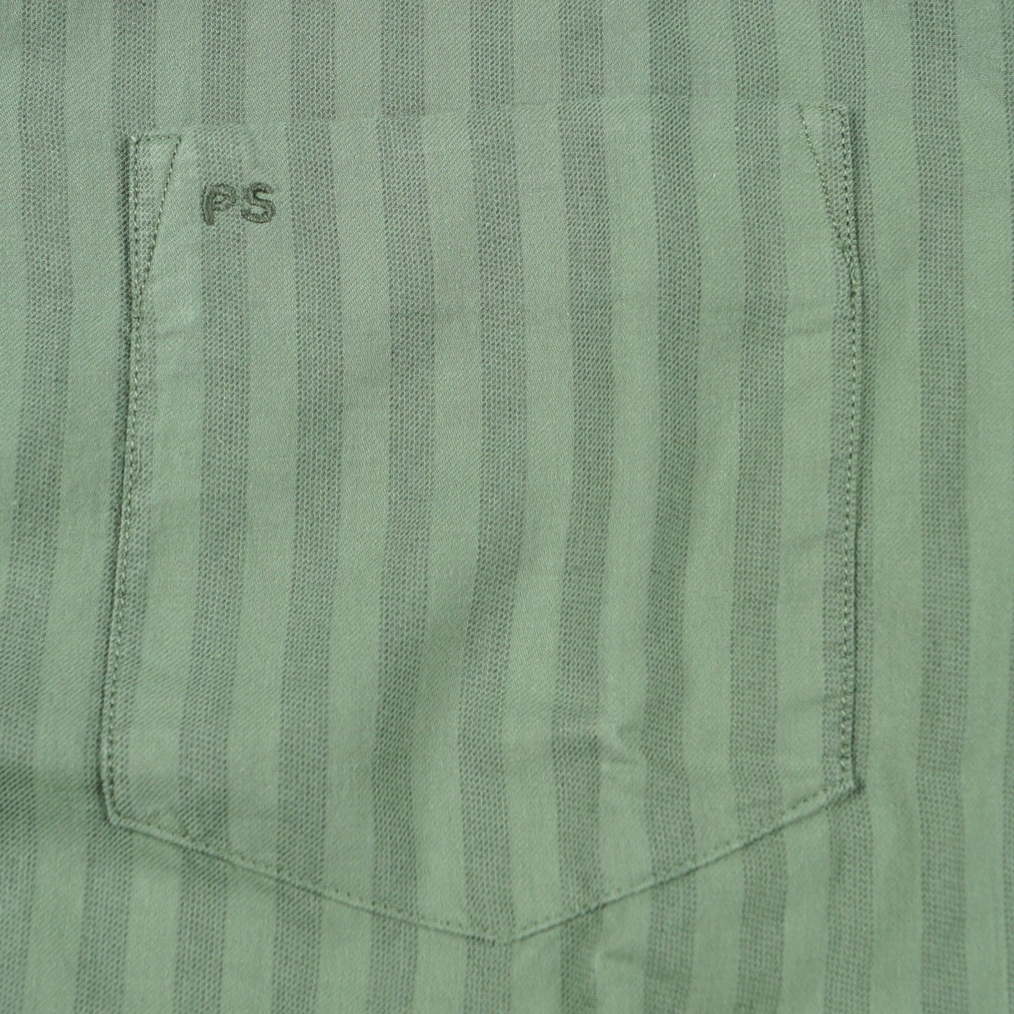 - Tailored Fit Body Shirt - Green