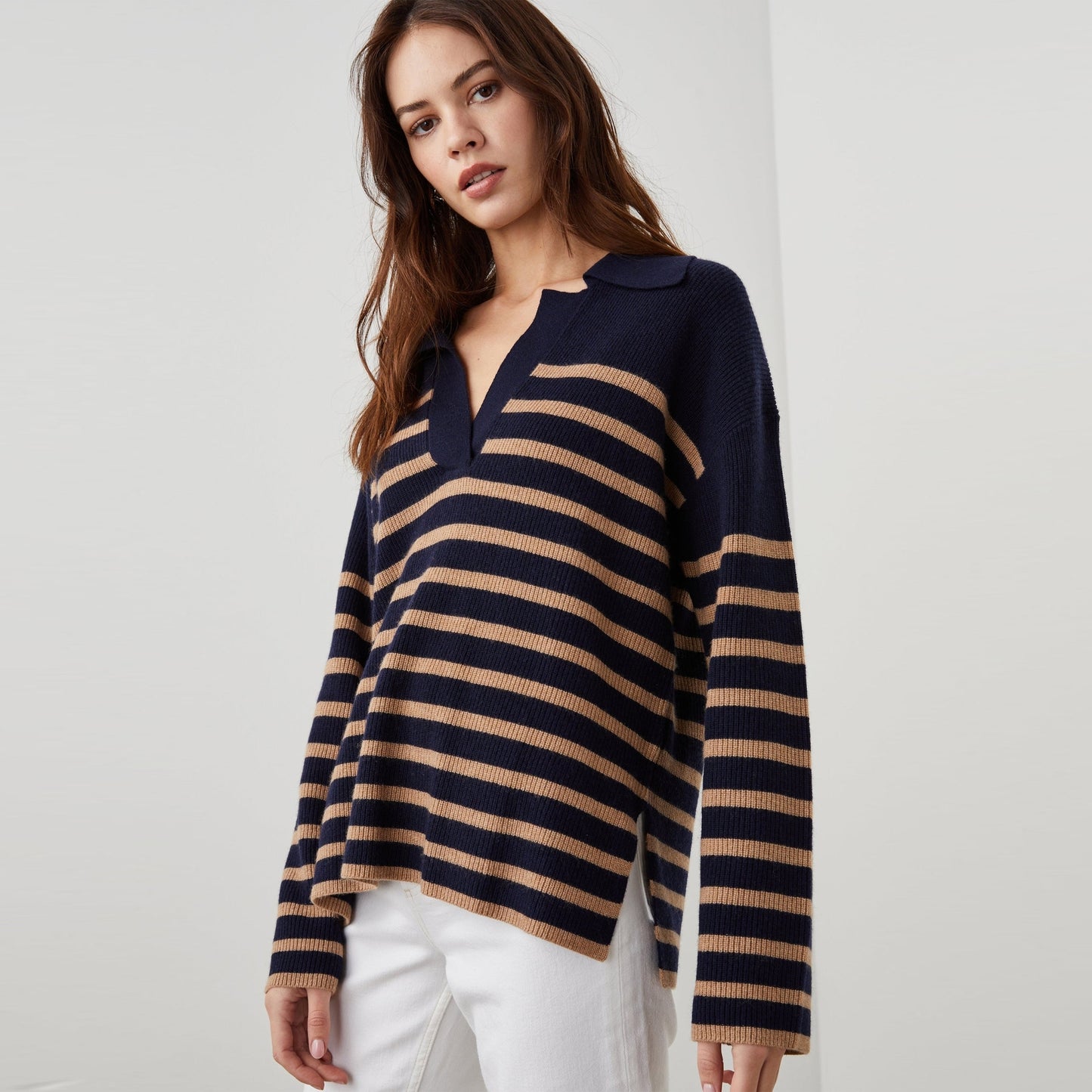 - Harris Sweater - Camel Navy