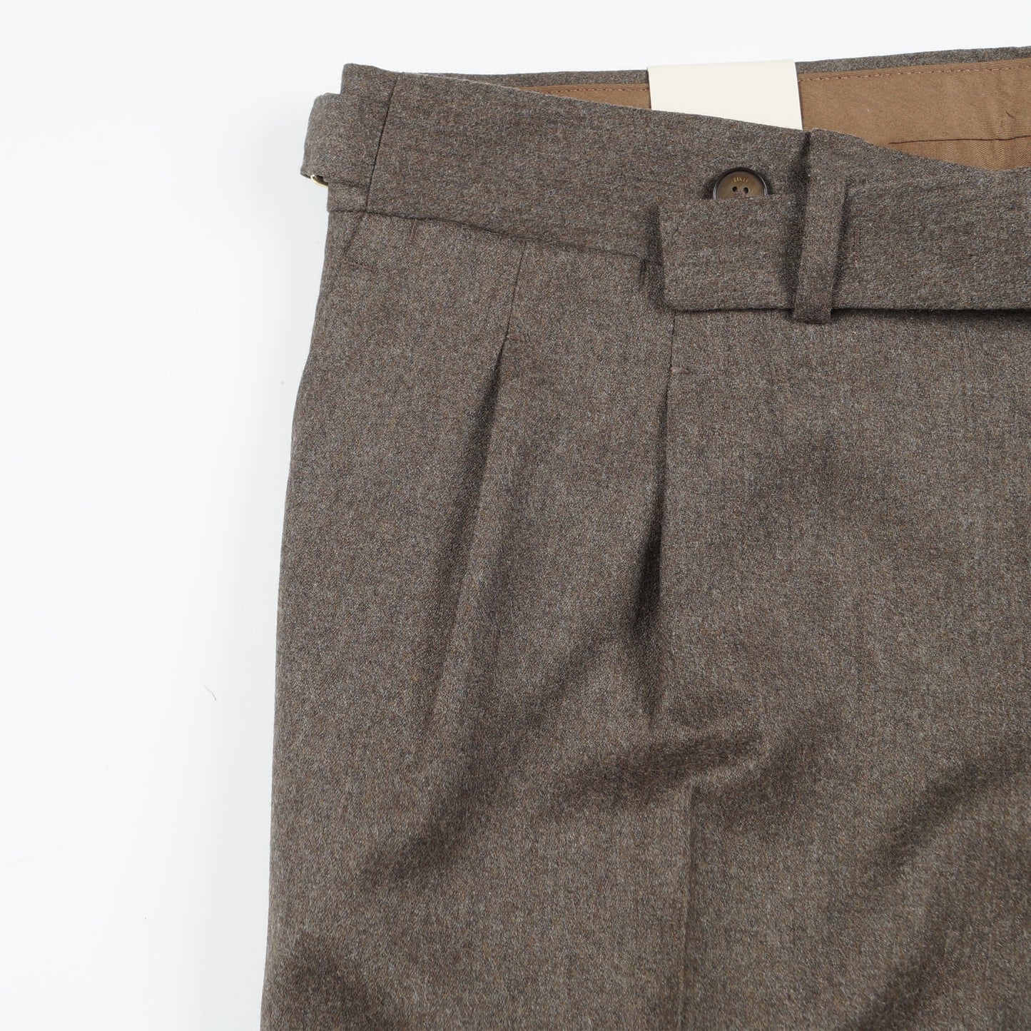 - Quartieris Pleat Trousers - Mushroom