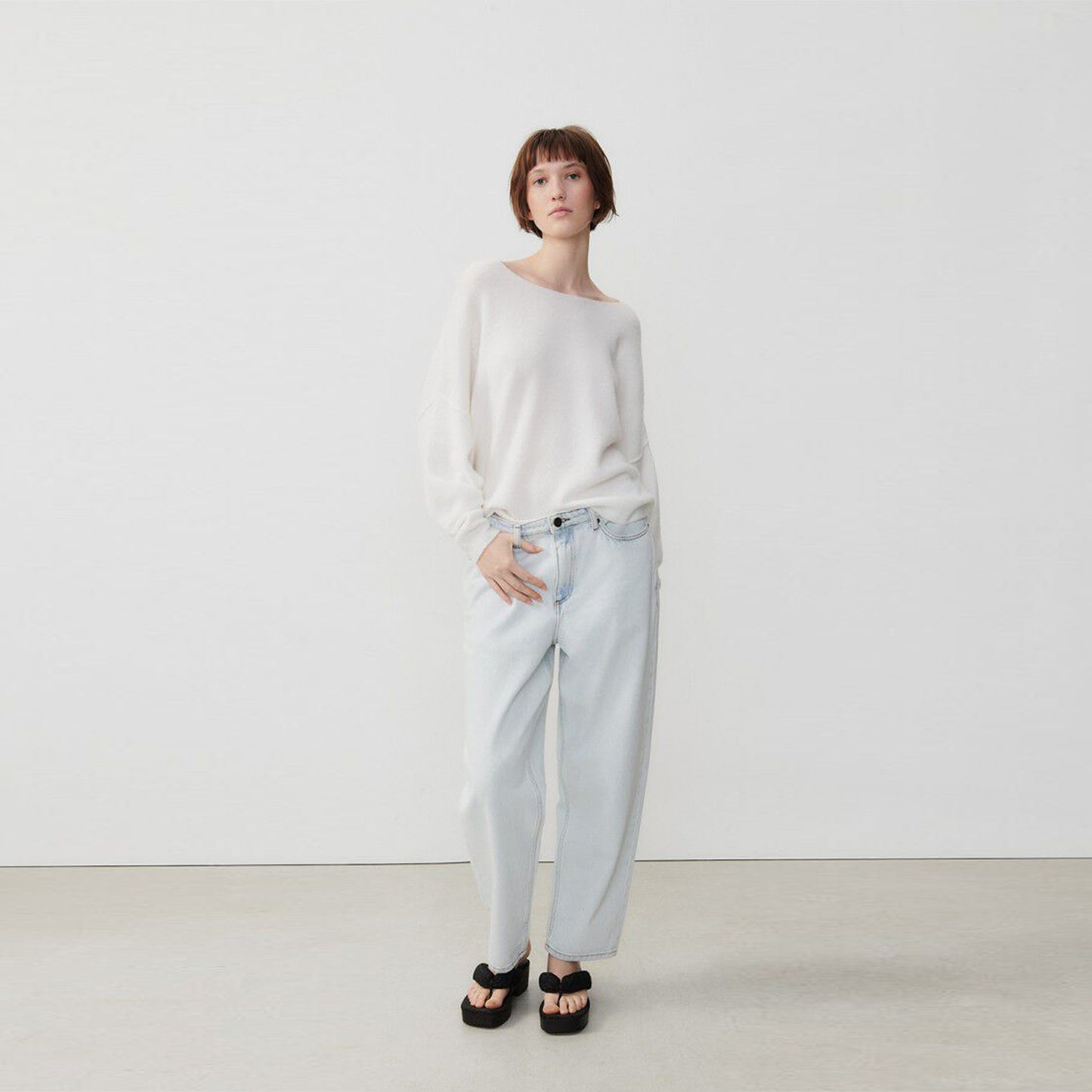 - Damsville Sweater - White