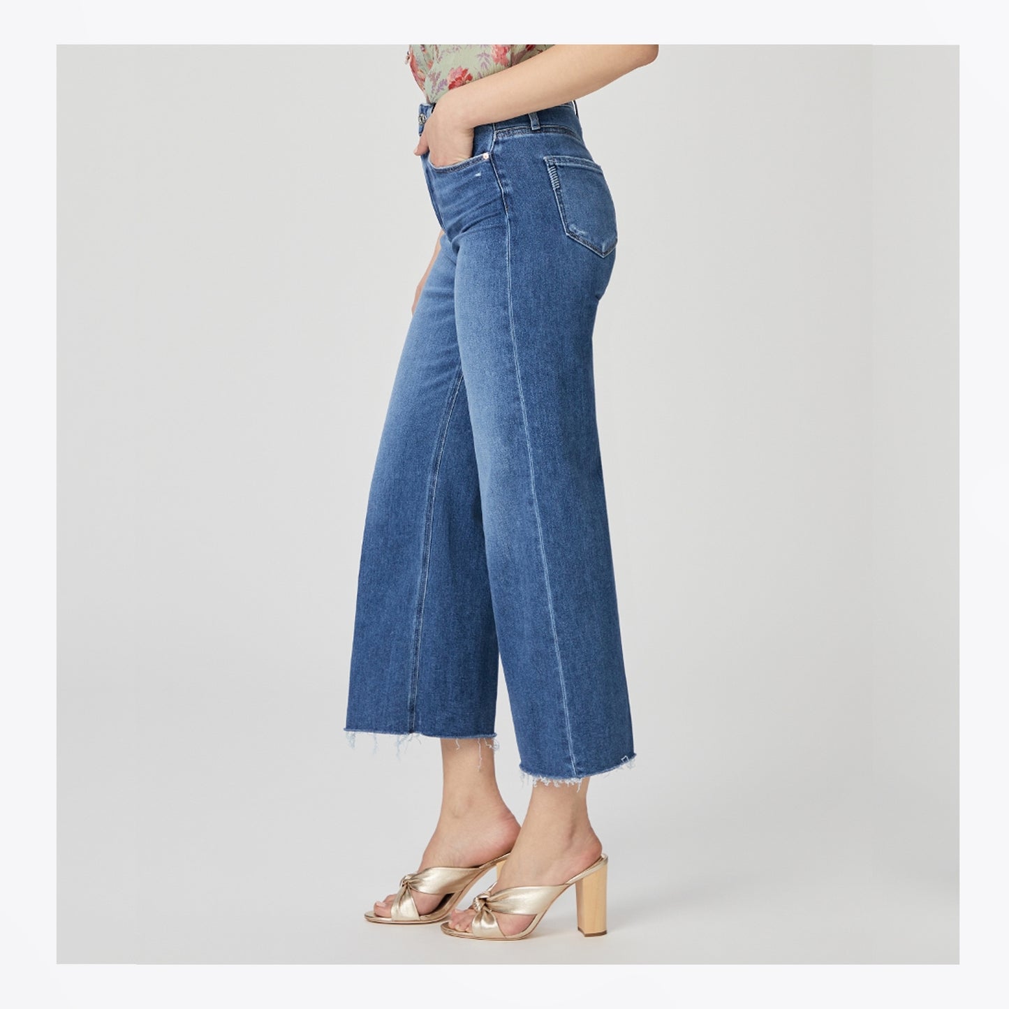 - Anessa Raw Hem Jeans  - Rock Show Distressed