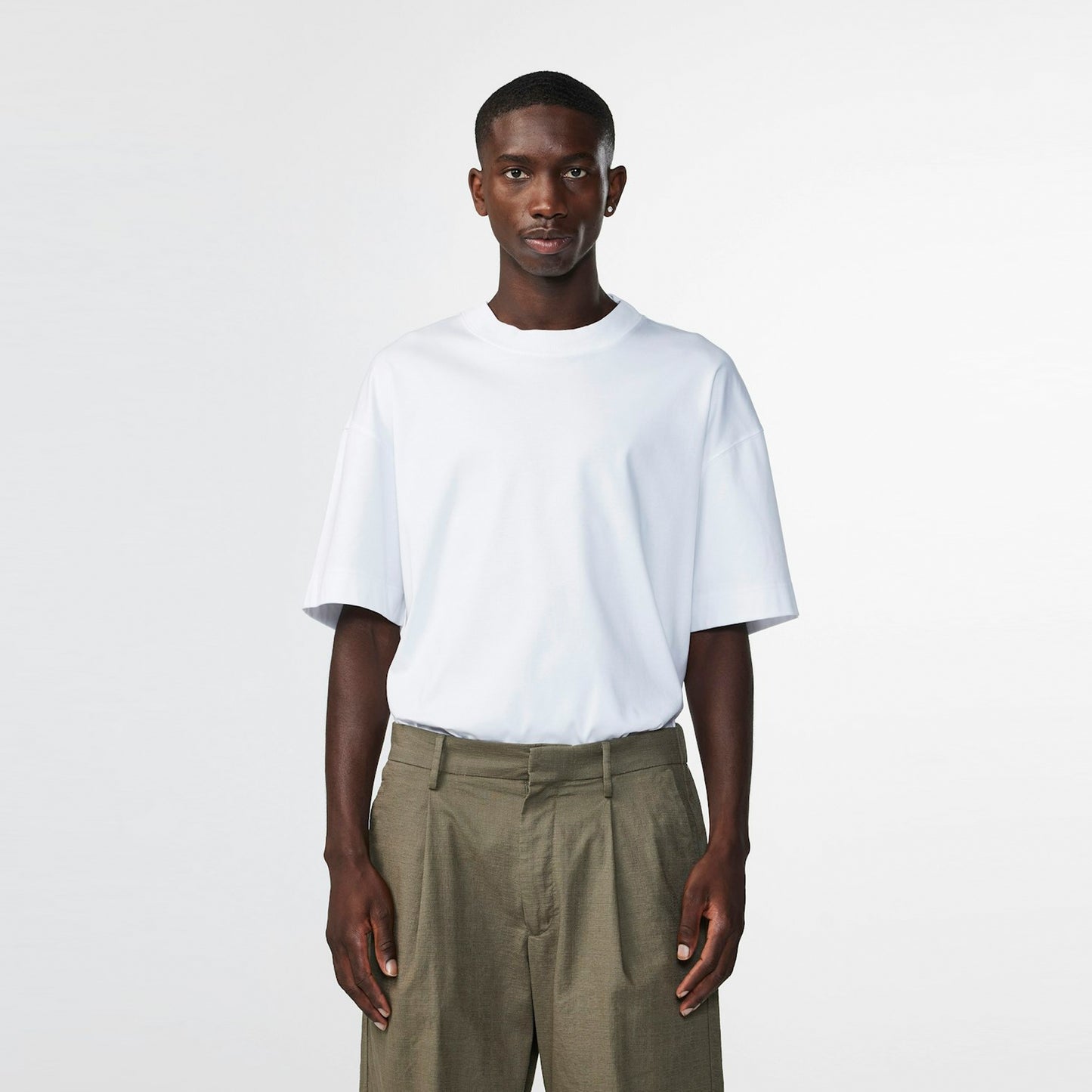 - Benja T-Shirt - White