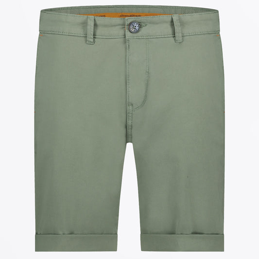 - Garment Dyed Bermuda - Hedge Green