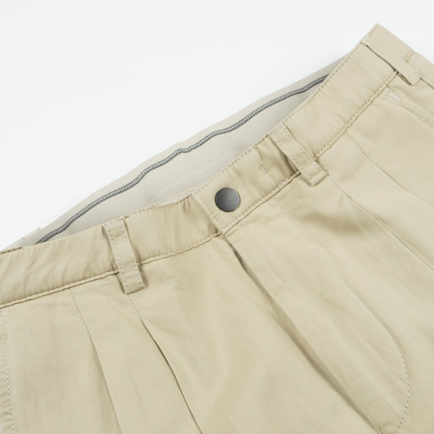 - Pardus Cropped Pleat Trousers - Sand