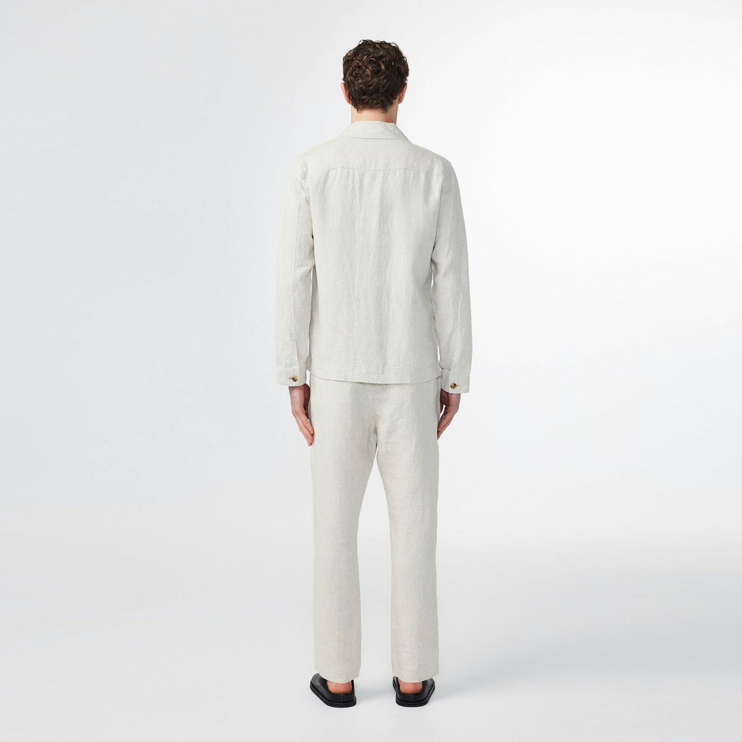 - Olav Linen Overshirt - Oat