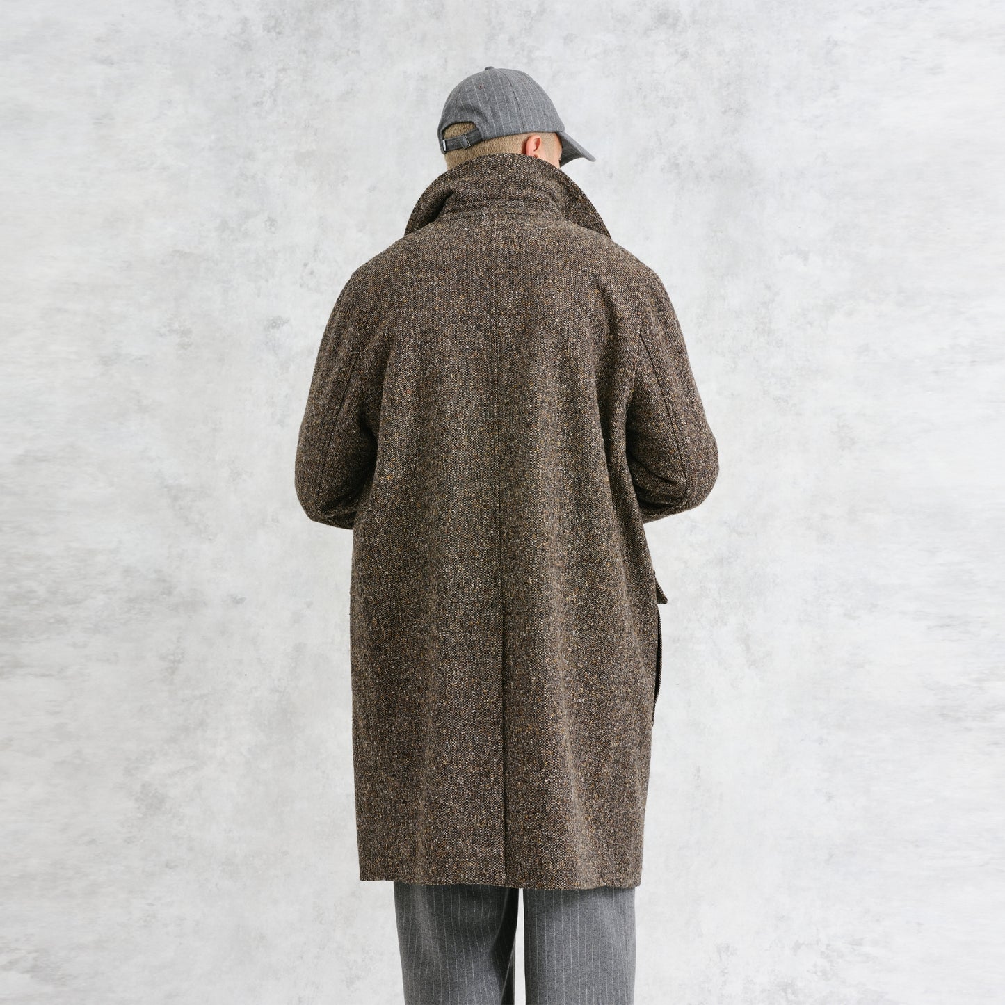 - Stan Tweed Fleck Coat - Brown