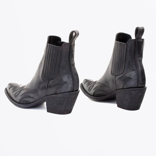 - Gaucho Ankle Boots - Black Destroy