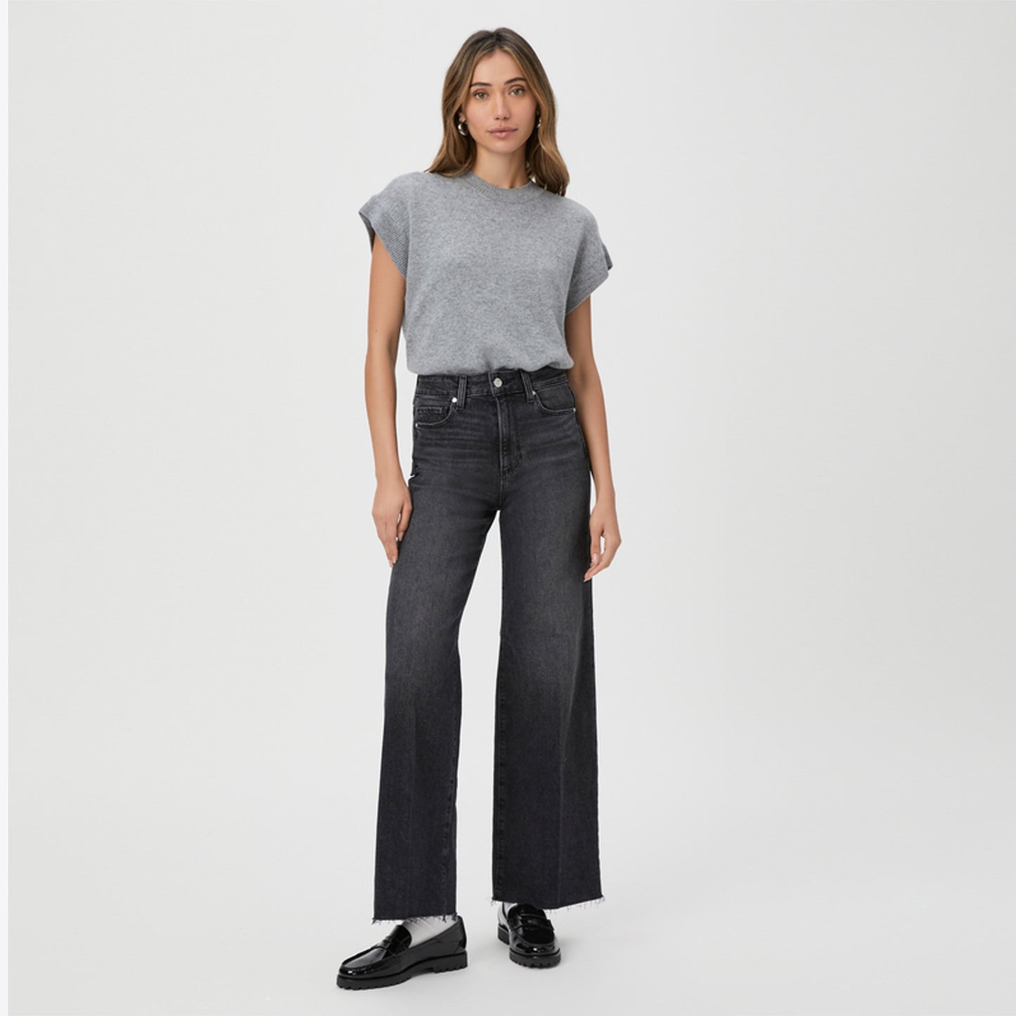 - Anessa 31in Wide Leg Raw Hem Jean - Viper Black Distressed