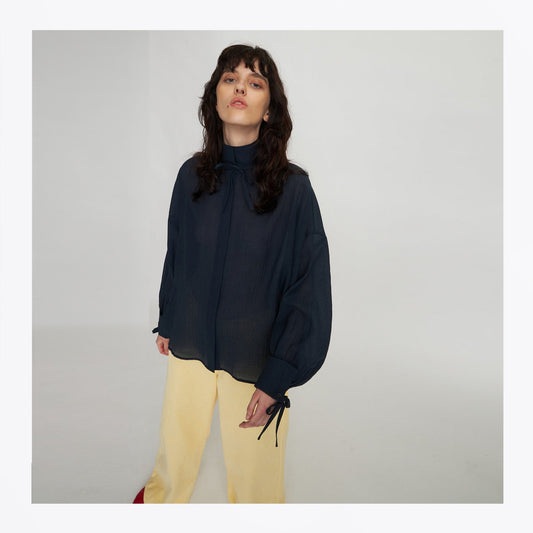 - Volume Shirt With Tiebow - Navy