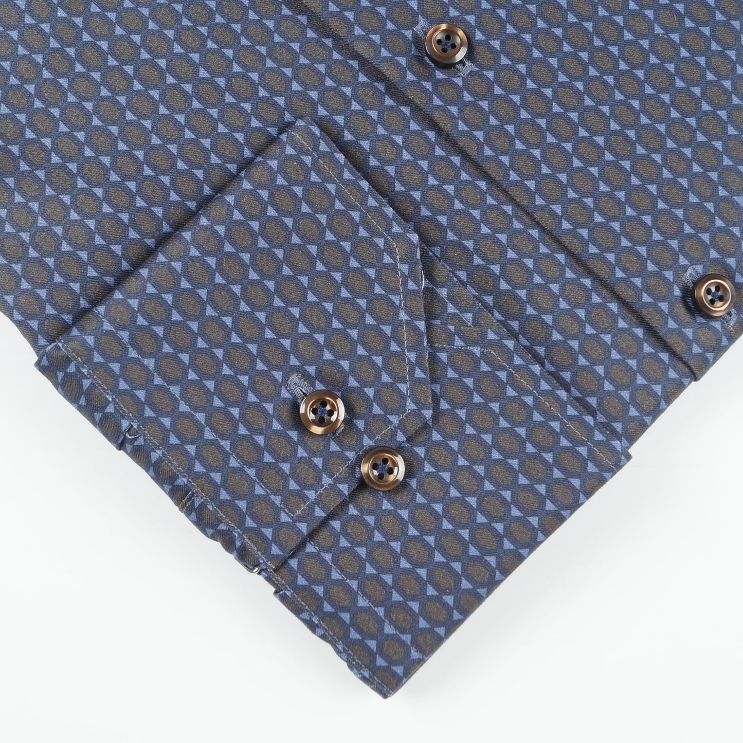 - Fitted Body Pattern Shirt - Blue