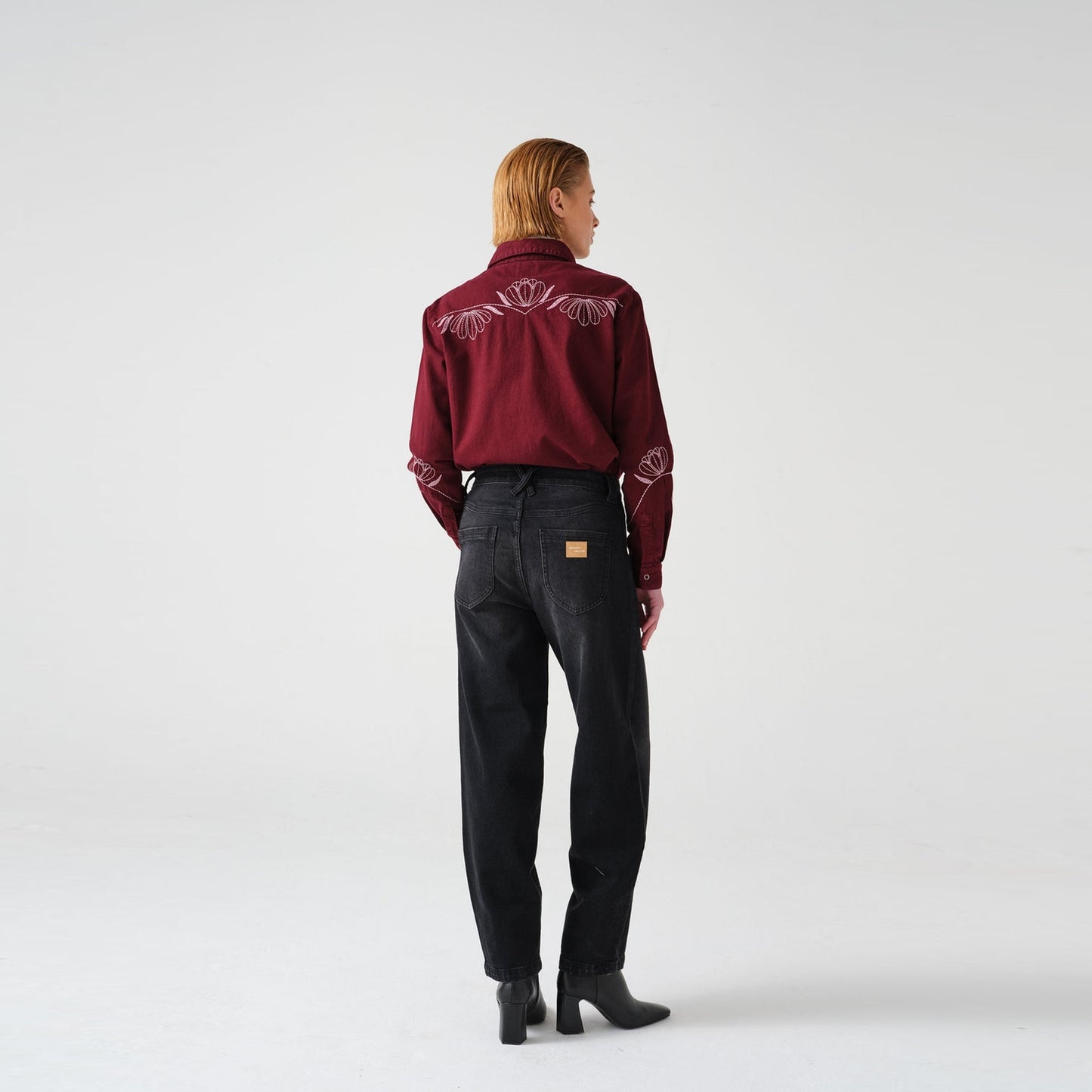 - Mia Jean - Vintage Black