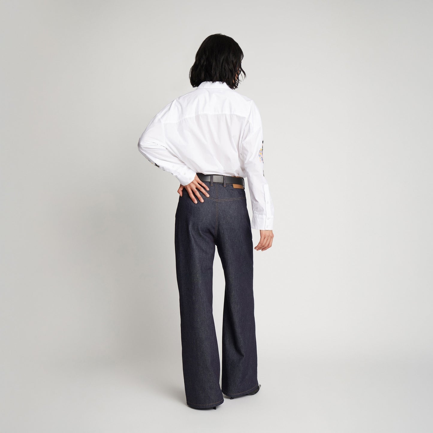 - Singus Shirt - White