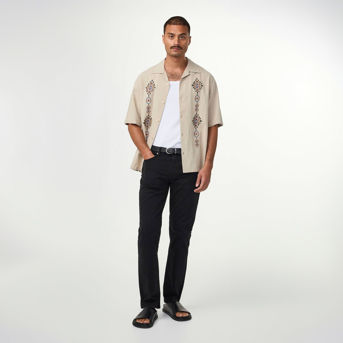 - Ole Linen Blend Shirt - Oatmeal